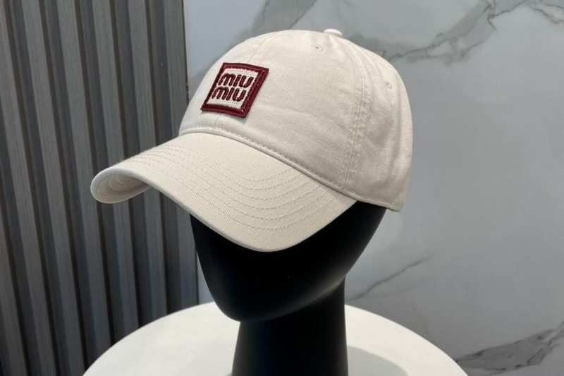Replica Miumiu cap dx97