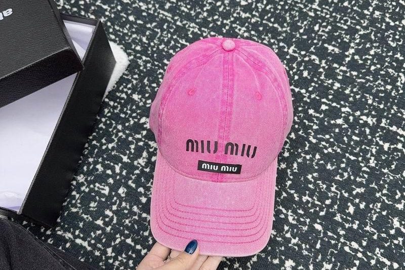 Replica Miumiu cap 120401
