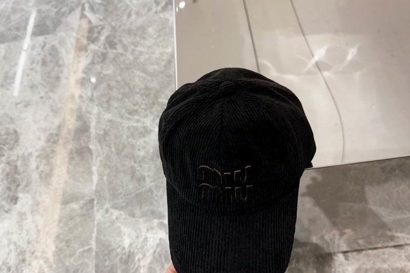 Replica Miumiu Hat dx83