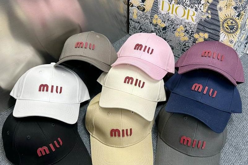Replica Miumiu cap dx75