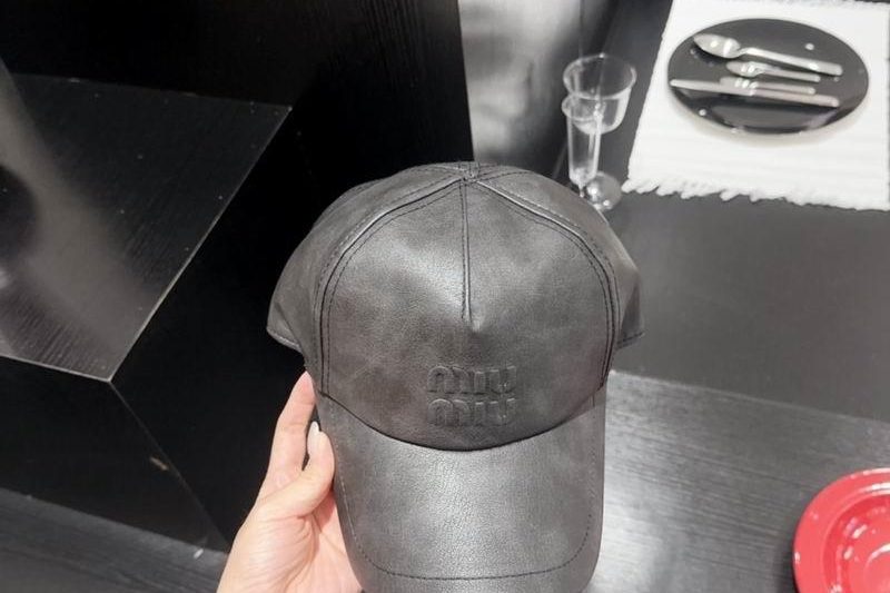Replica Miumiu cap 082601