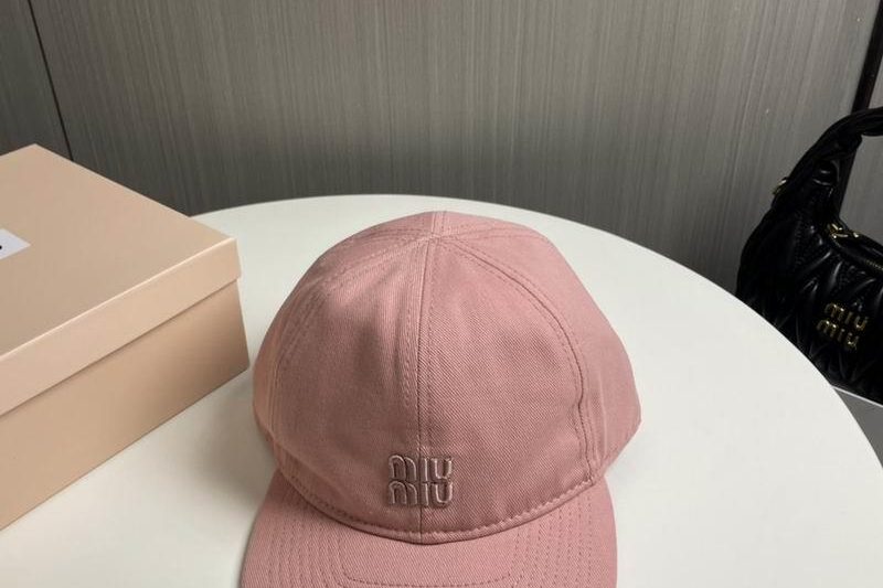 Replica Miumiu cap dx65
