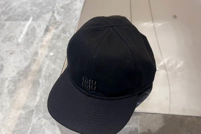 Replica Miumiu cap 072301