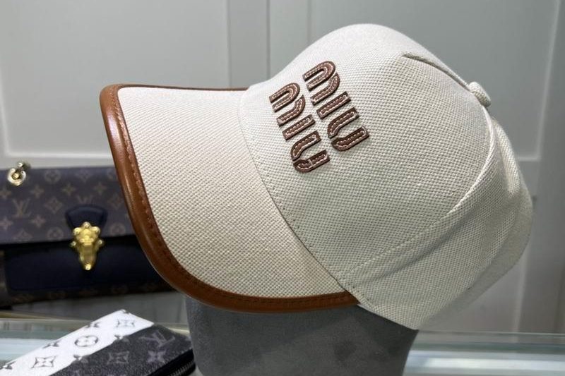 Replica Miumiu cap 071301