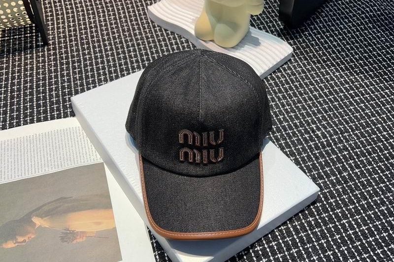 Replica Miumiu cap dx44