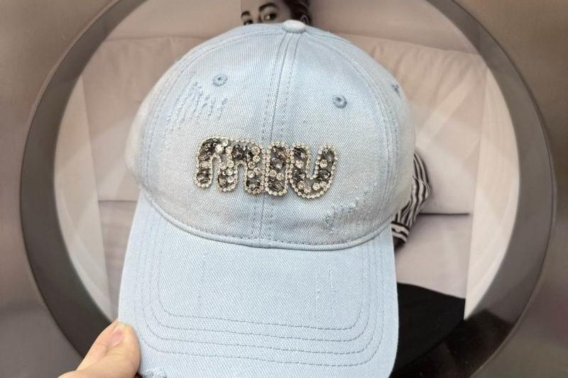 Replica MiuMiu Cap hm08