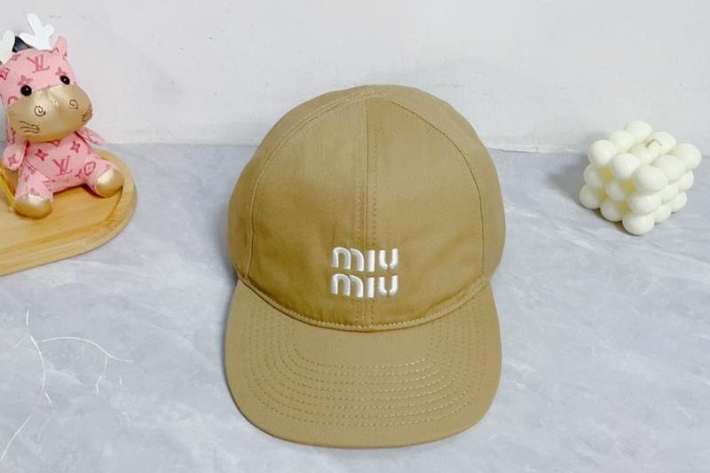 Replica Miumiu cap dx30