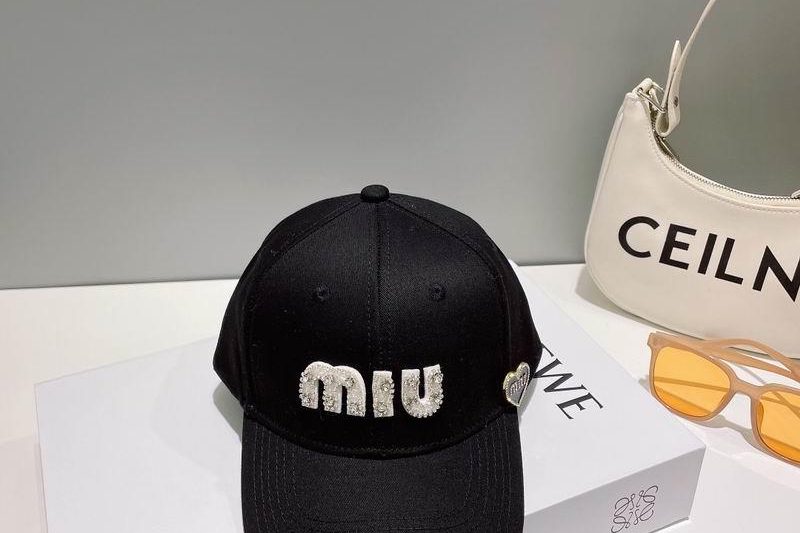 Replica Miumiu cap 050703