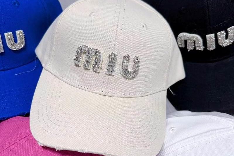 Replica Miumiu cap dx17