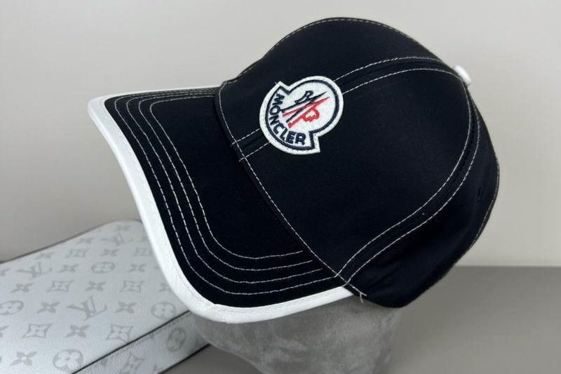 Replica Moncler cap dx40