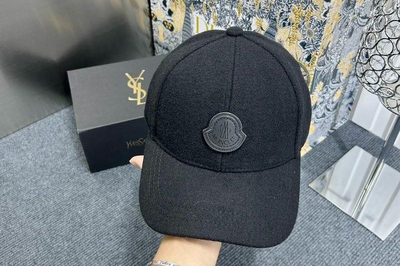 Replica Moncler cap dx18
