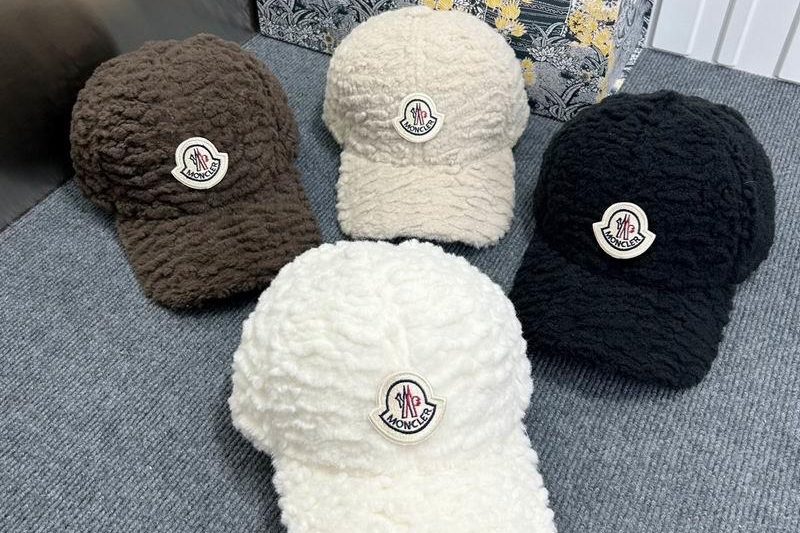 Replica Moncler cap dx10