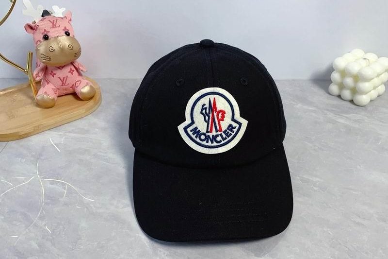 Replica Moncler cap dx06