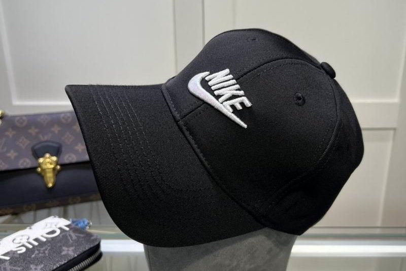 Replica Nike cap 042011