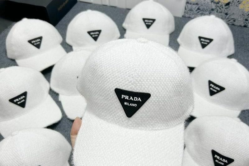 Replica Prada cap dx60