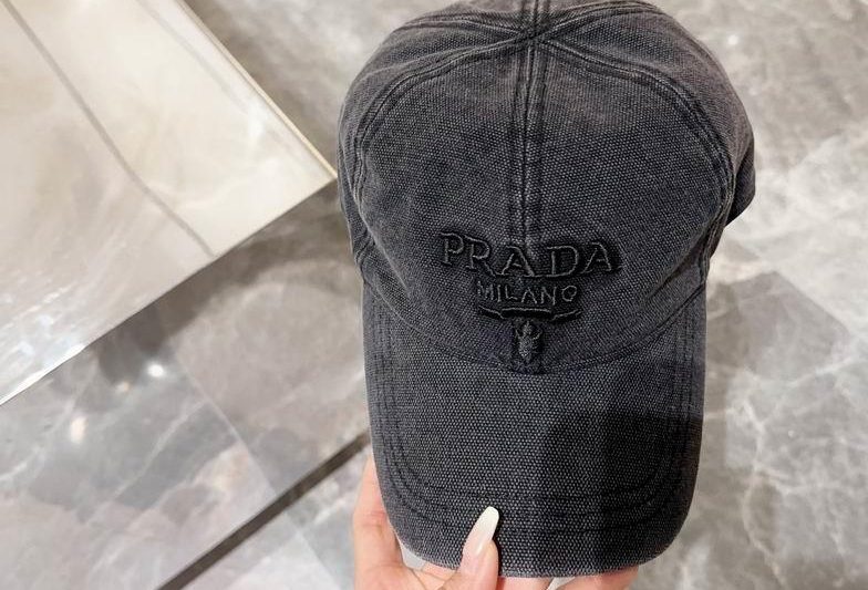 Replica Prada Cap dx32