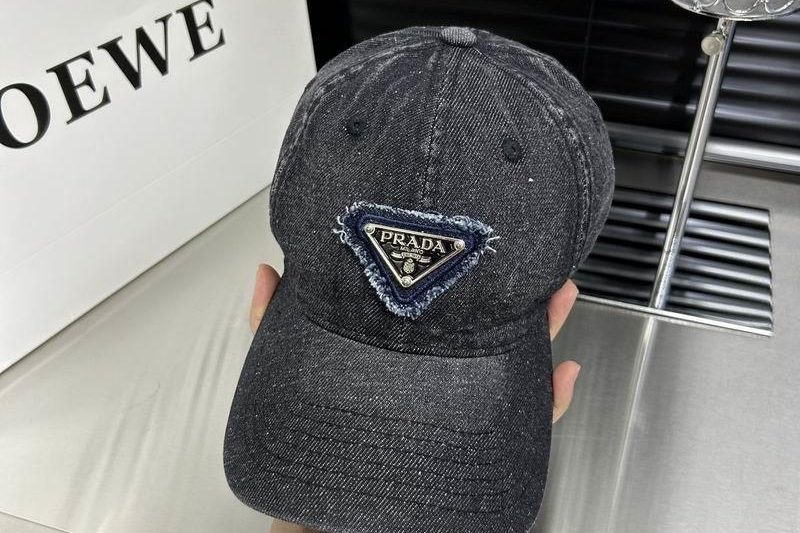 Replica Prada cap hm502