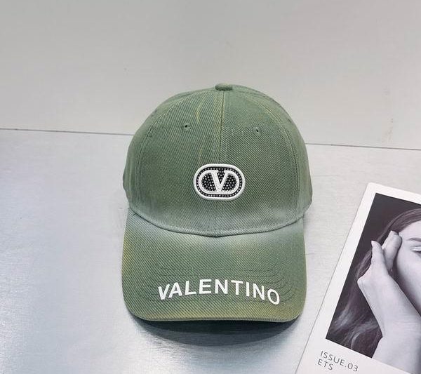 Replica Valentino Hat dx01