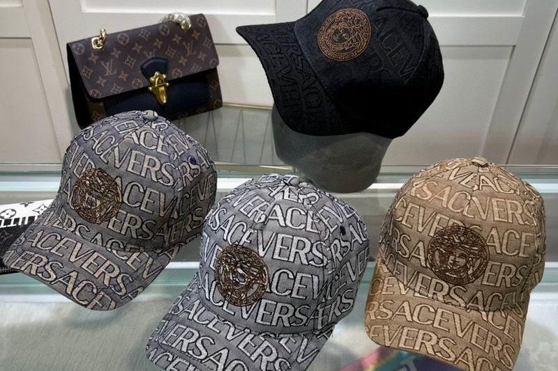 Replica Versace cap dx04