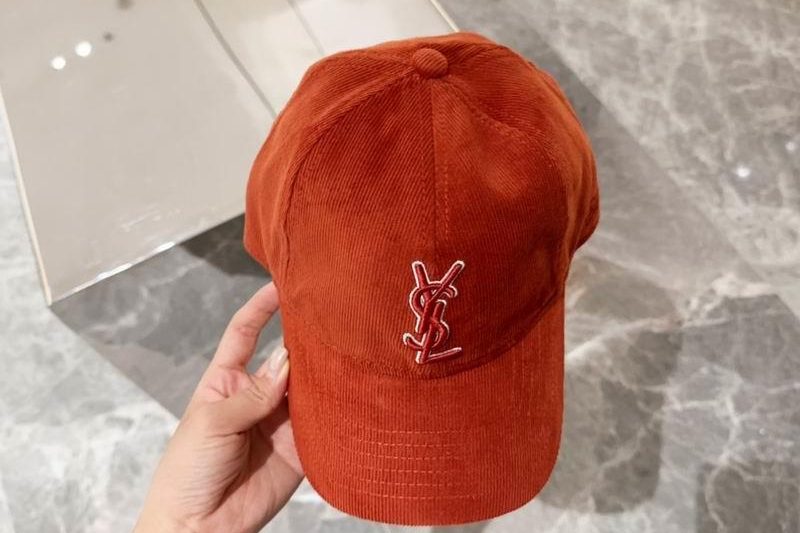 Replica YSL cap dx25