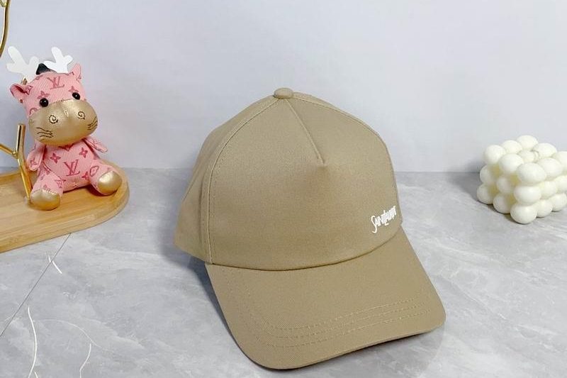 Replica YSL cap dx17