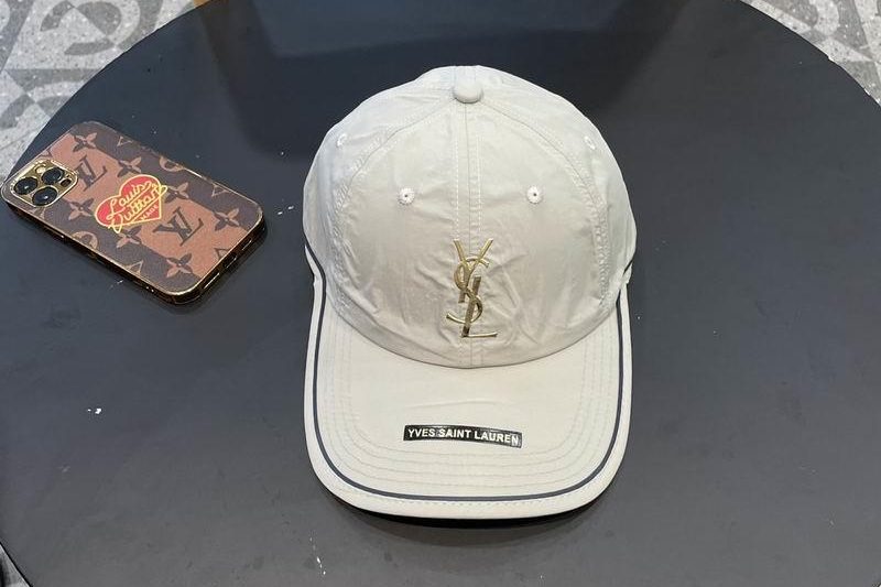Replica YSL cap 050702