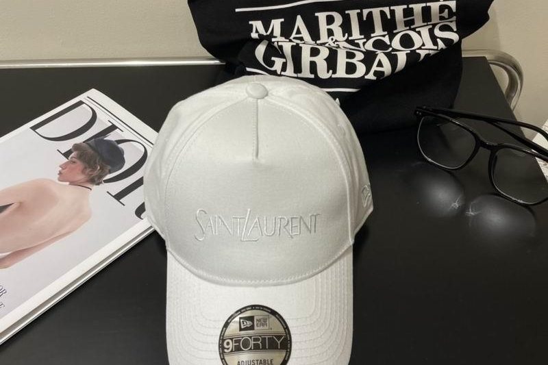 Replica YSL cap 042701