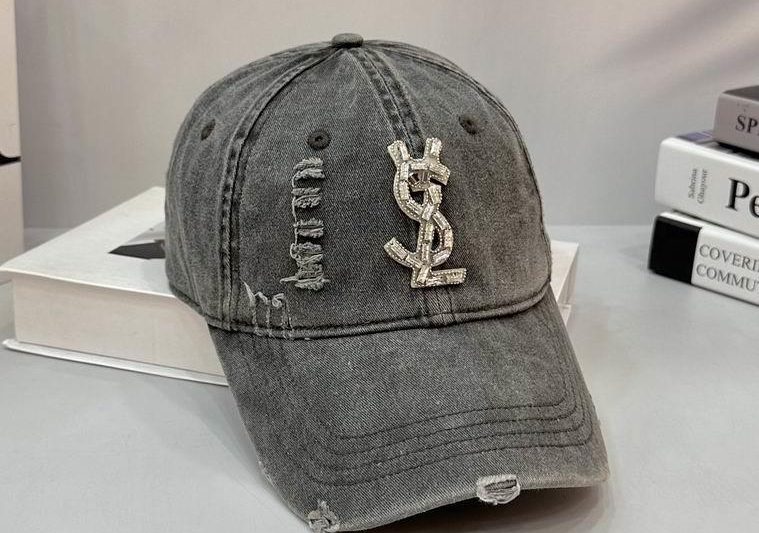 Replica YSL cap dx07