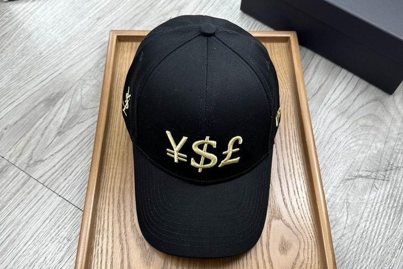 Replica YSL cap dx05