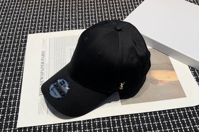 Replica YSL cap dx03