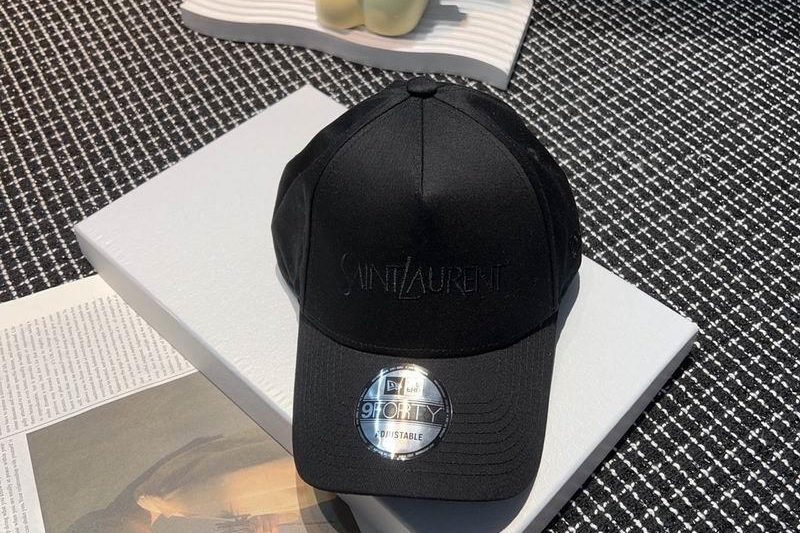 Replica YSL cap dx02