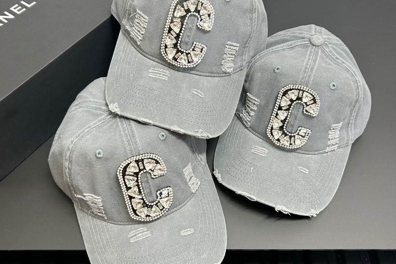 Replica Other cap dx31