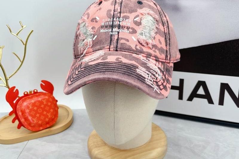 Replica MM6 cap dx27