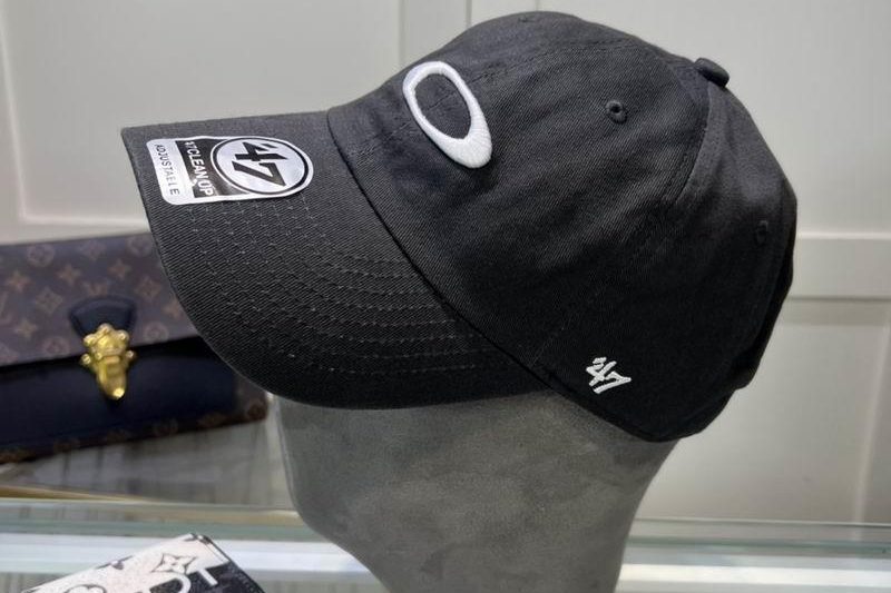 Replica Other cap dx19