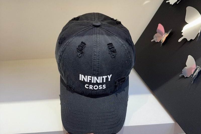Replica Other cap 092704