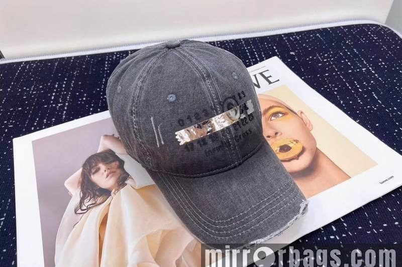 Replica Other cap dx18