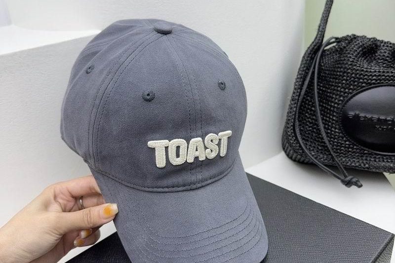 Replica Other cap 071303
