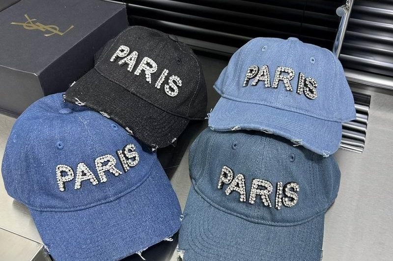 Replica Paris cap dx03