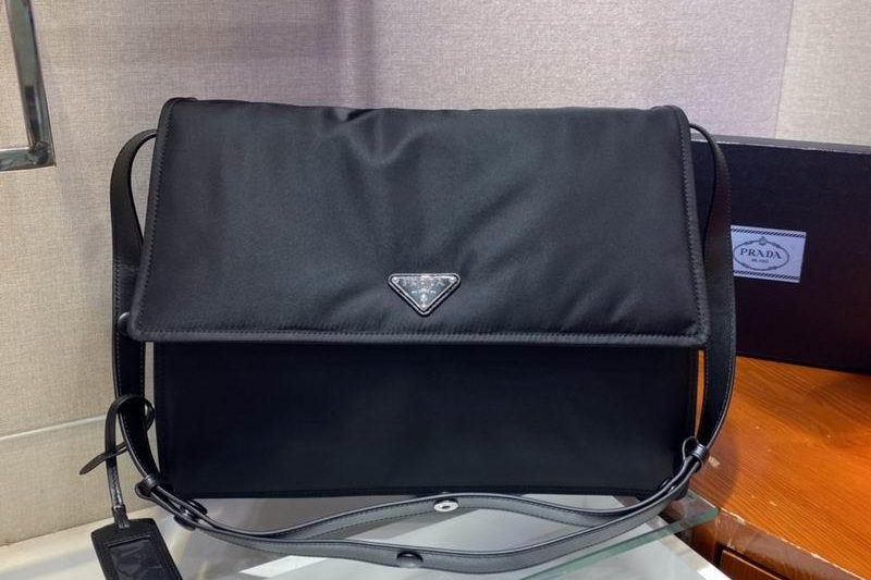 Replica Prada Bags Re-Nylon 1BD256 36x28x14 ap 19