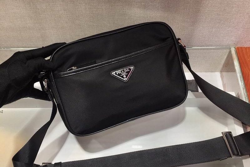 Replica Prada Bags Re-Nylon Saffiano 2VH048 23x16x7cm ap 20