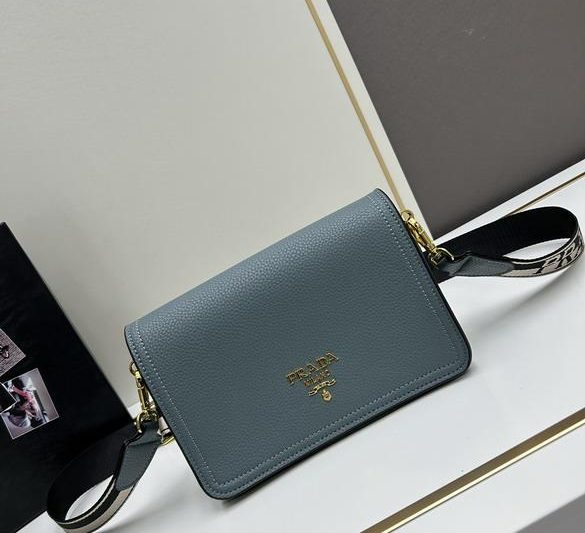 Replica Prada Bags Prada 1BA106 22x14x8cm jj3