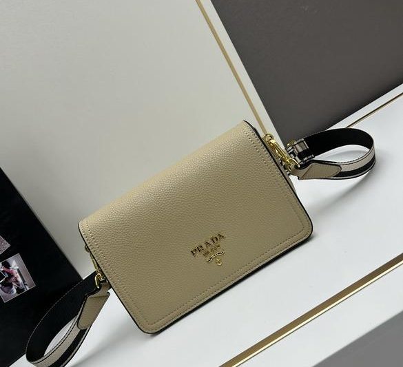 Replica Prada Bags Prada 1BA106 22x14x8cm jj1