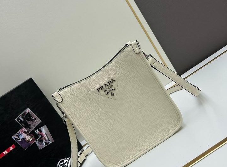 Replica Prada Bags Prada 1BC073 20x19x6cm jj4