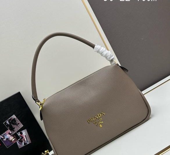Replica Prada Bags Prada 1BA109 30x22x10cm jj1
