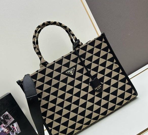 Replica Prada Bags Prada 23140 39x30x11cm jj1