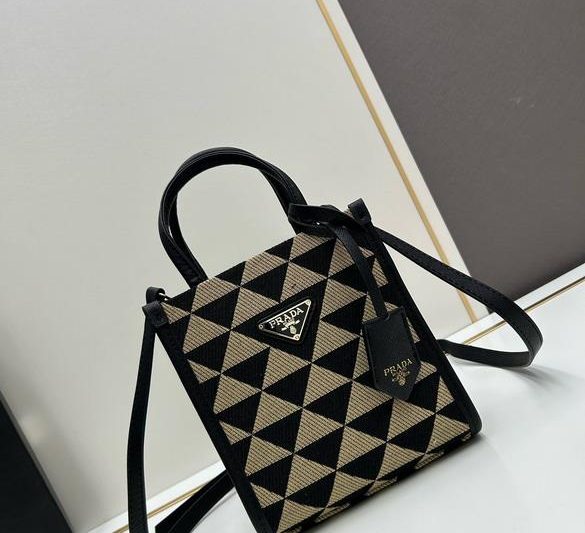 Replica Prada Bags Prada 23140 17x18x6cm jj1