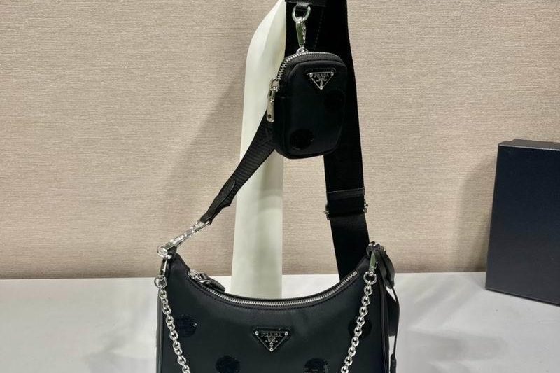 Replica Prada Bags Re-Edition 1BH204 22x18x6.5cm ap 36