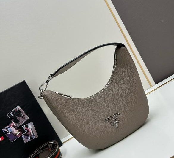Replica Prada Bags Prada 1BA108 24x13x7cm jj3
