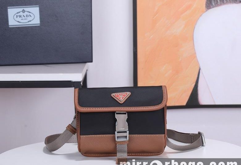 Replica Prada Bags 2ZH108 18X14X3cm XM