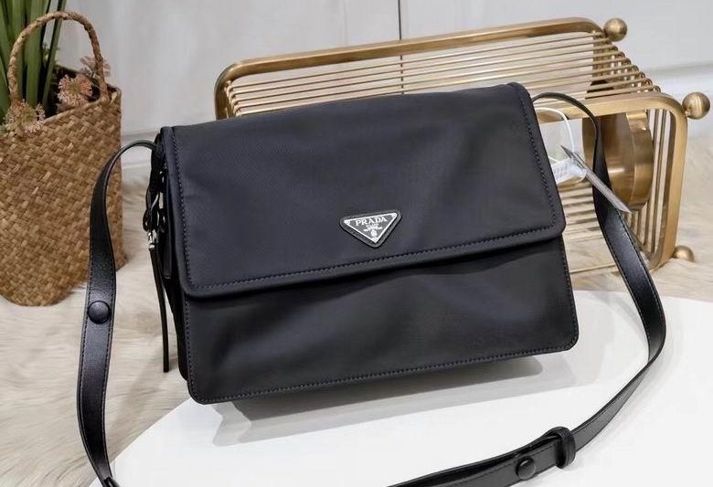 Replica Prada Bags WM1BD255 30X21.5X12